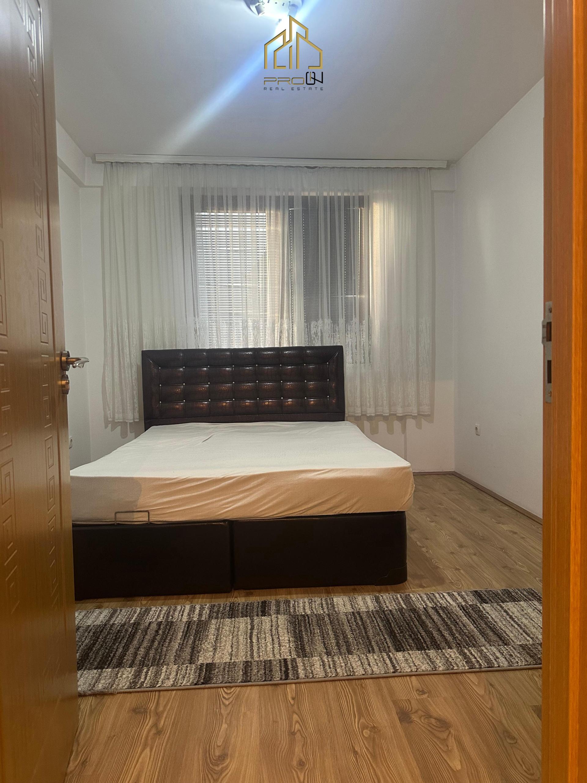 Banesë me qira – 4 Llullat 4