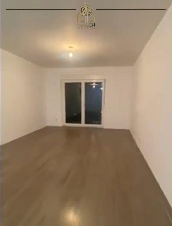 Banesë / Zyre me qira – Rruga B