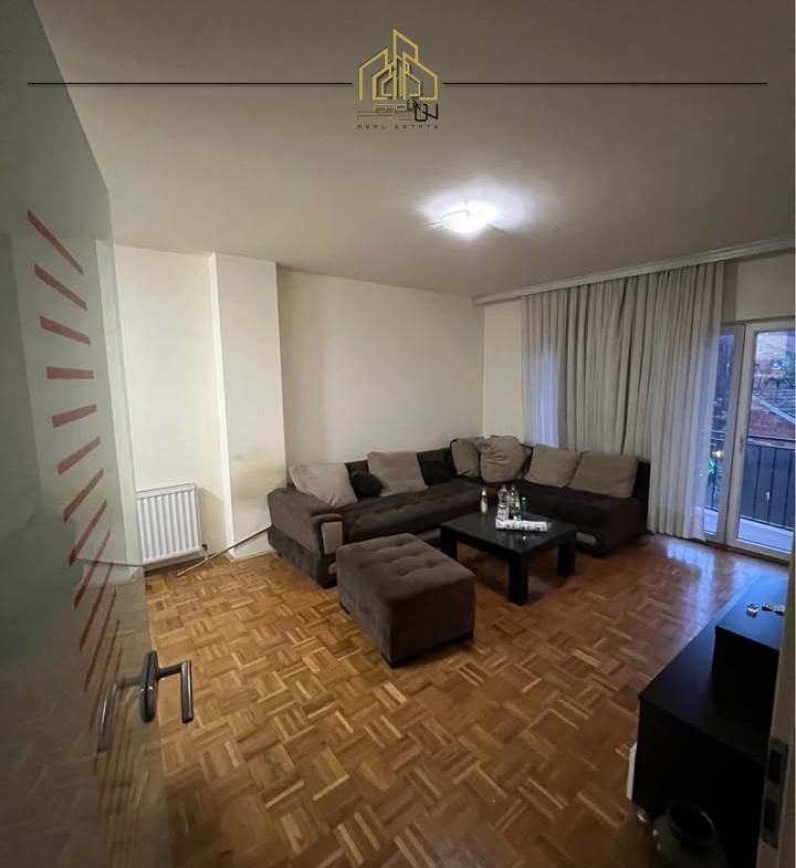 Banesë me qira – Tophane