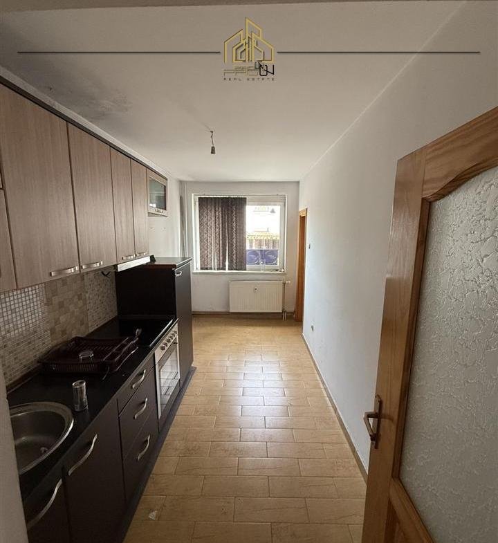 Banesë / Zyre me qira – Pejton 4