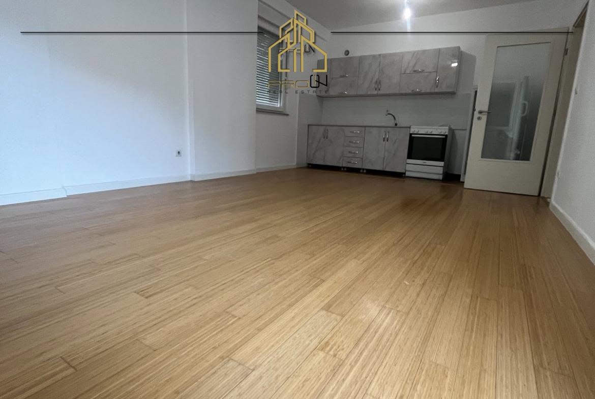 Banesë / Zyre me qira – Rruga B 2