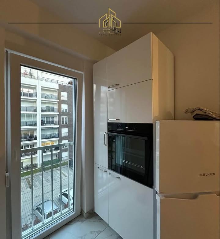 Banesë me qira – Mati 1 4