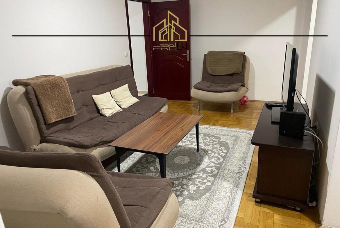 Banesë me qira – Kalabri (Emshir)