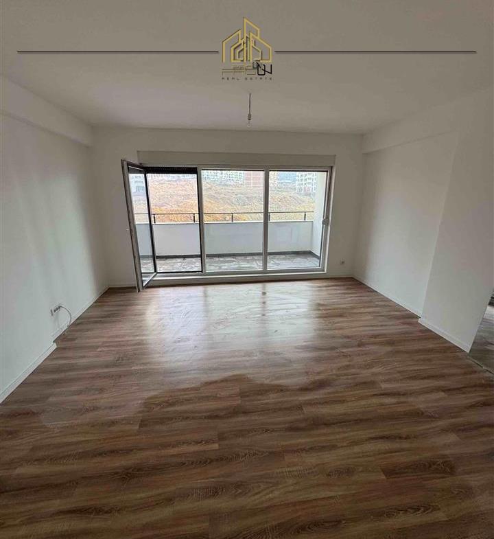 Banesë / Zyre me qira – Rruga C 2
