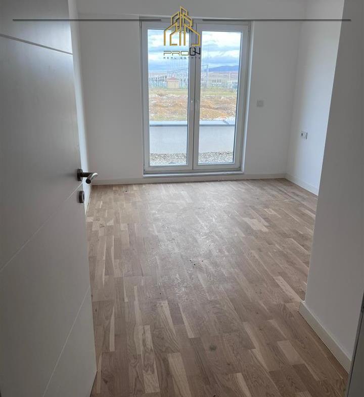 Banesë / Zyre me qira – Prishtina e Re 4