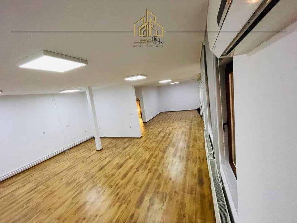 Shtëpi me qira për zyra – Qendër 3