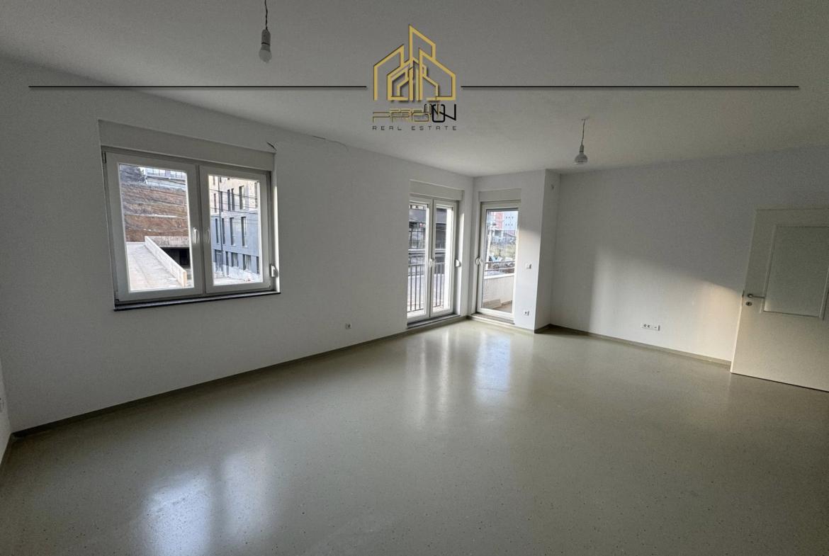 Banesë / Zyre me qira -Prishtina e Re 2