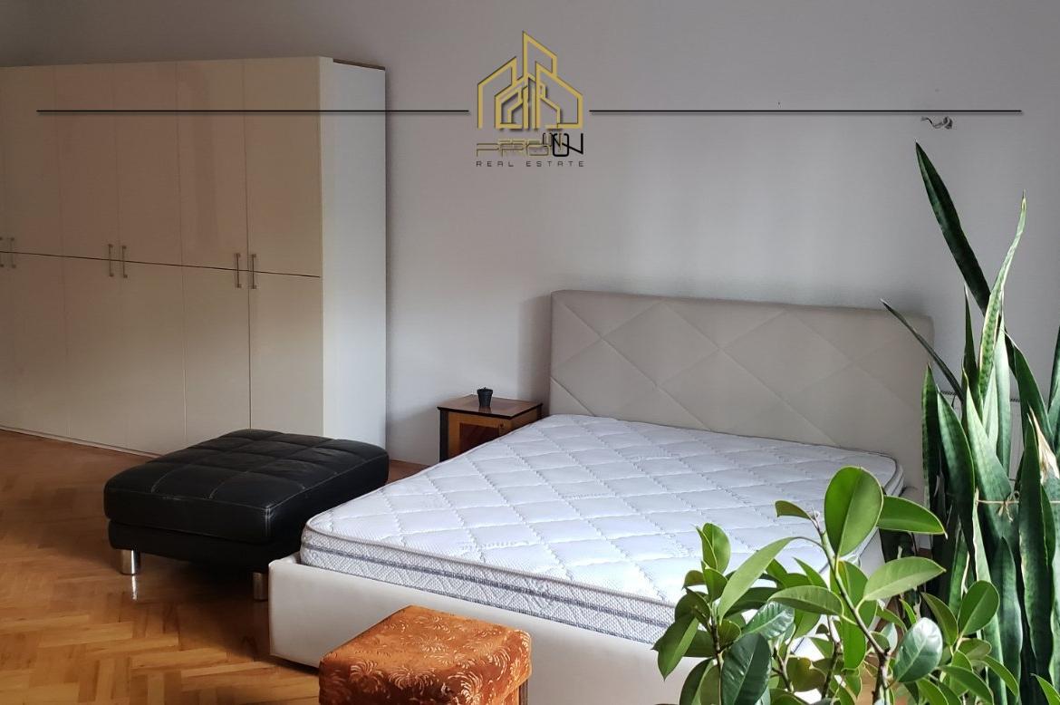 Kat shtëpie me qira – Lagja e Muhaxherëve