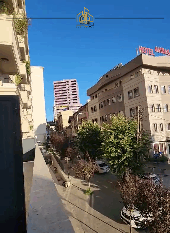 Lokal / Zyre me qira – Lagja e Muhaxherëve