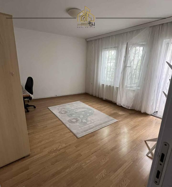 Kat shtëpie me qira – 4 Llullat