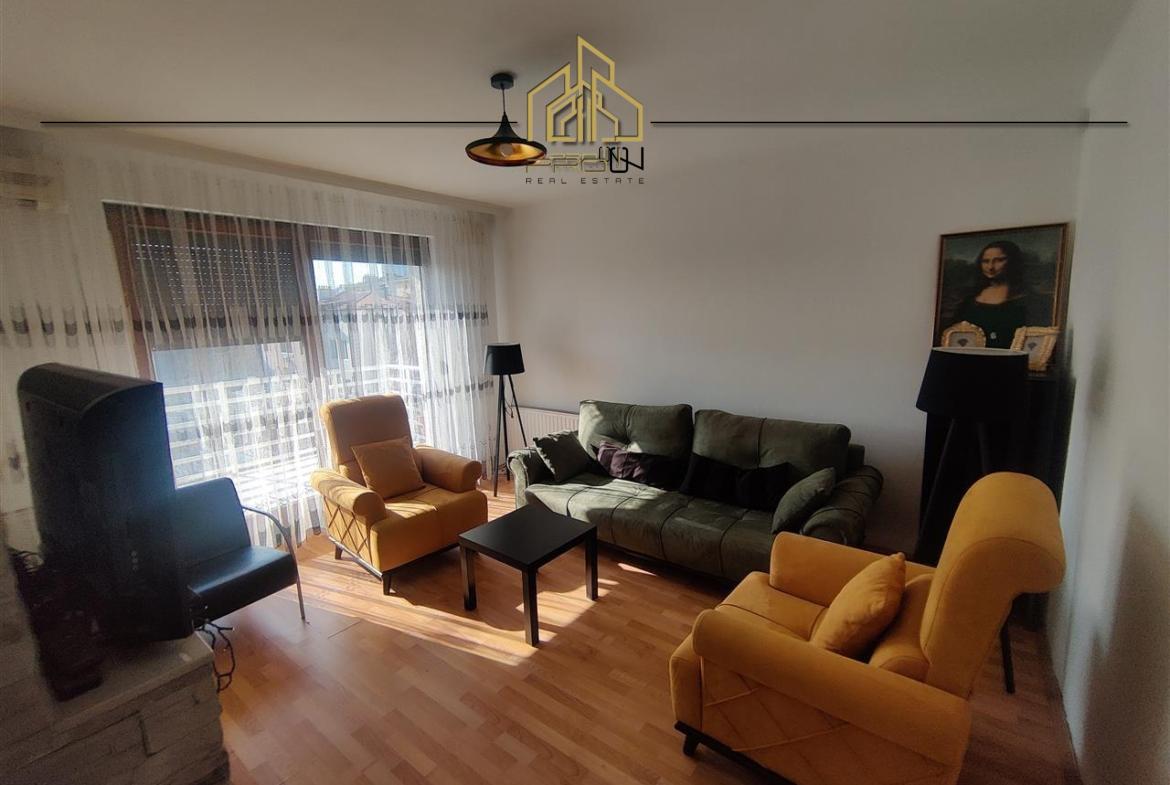 Banesë Duplex me qira – Qendër