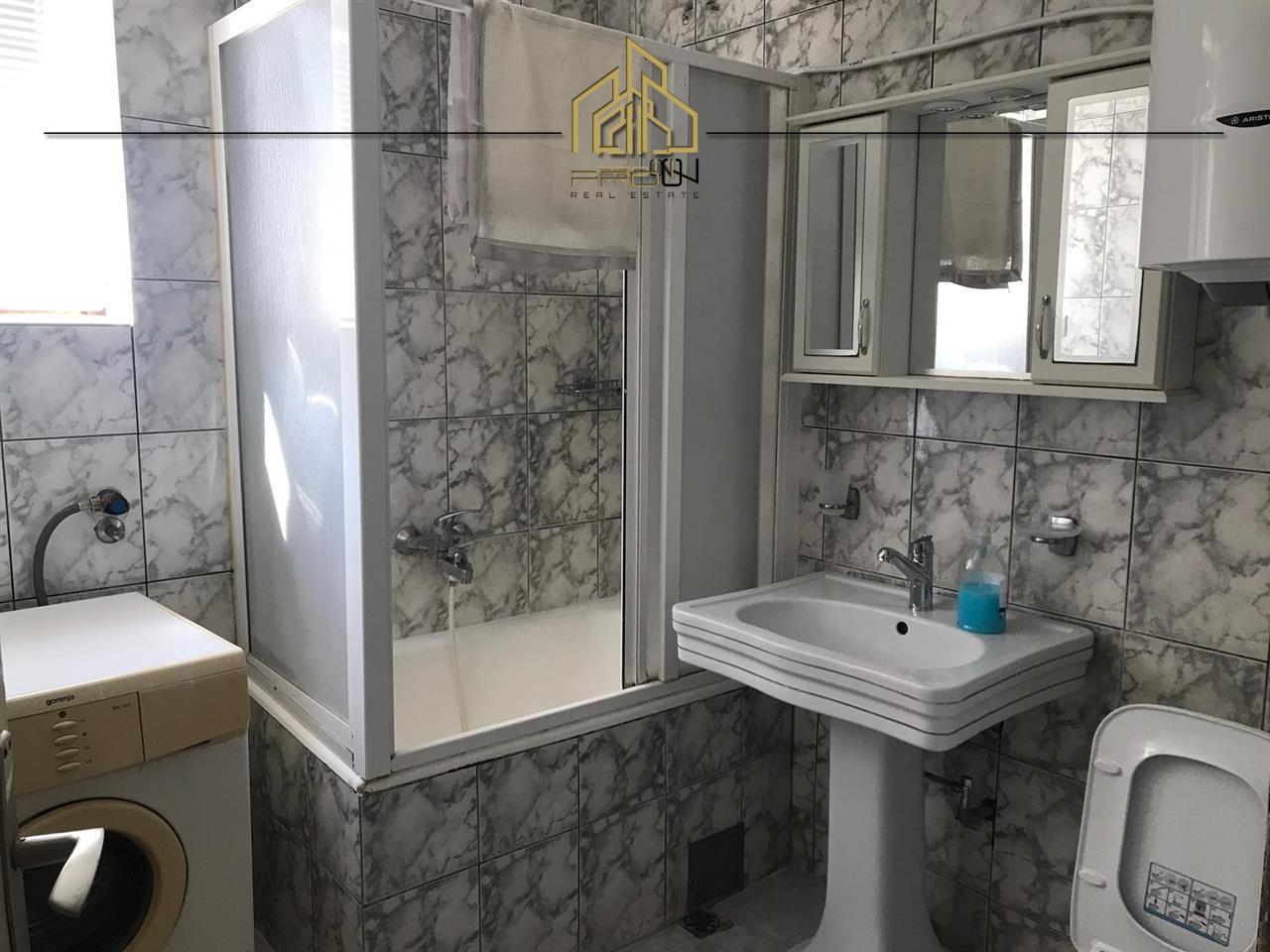 Zyre / Ordinancë me qira – Bregu i Diellit