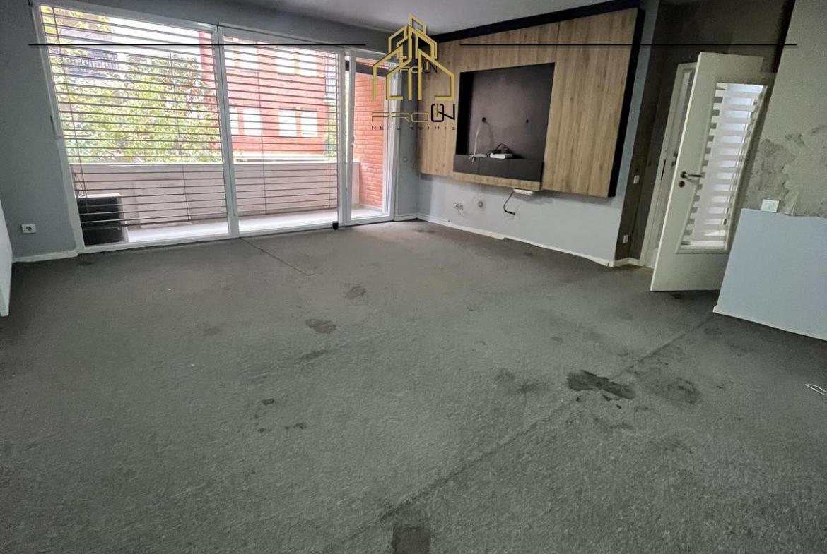 Banesë / Zyre me qira – Rruga B 2