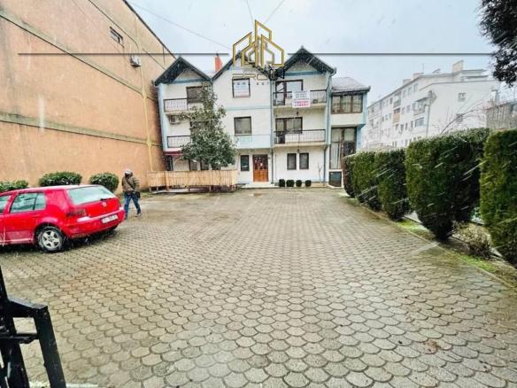 Shtëpi me qira për zyra – Qendër