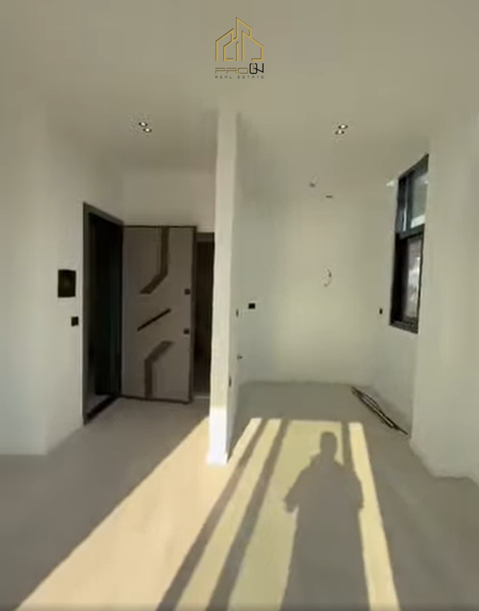 SUPER APARTAMENTE NË SHITJE – VLORË-LUNGOMARE , NË VIJË TË PARË 4