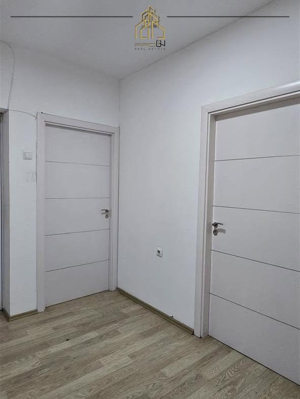 Zyre me qira – Ulpianë 4