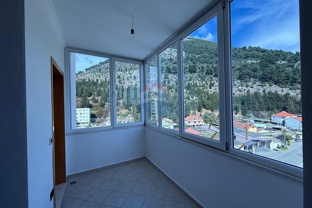 Apartament - Në Shitje - Rruga Straus, Lezhë 4