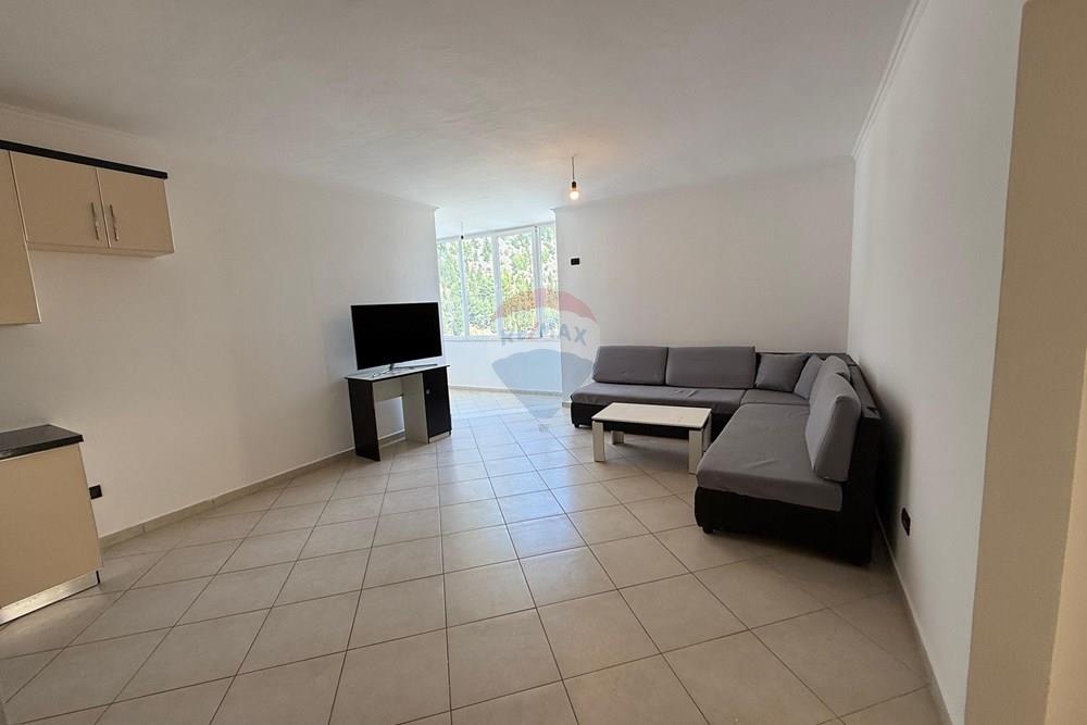 Apartament - Në Shitje - Rruga Straus, Lezhë 2