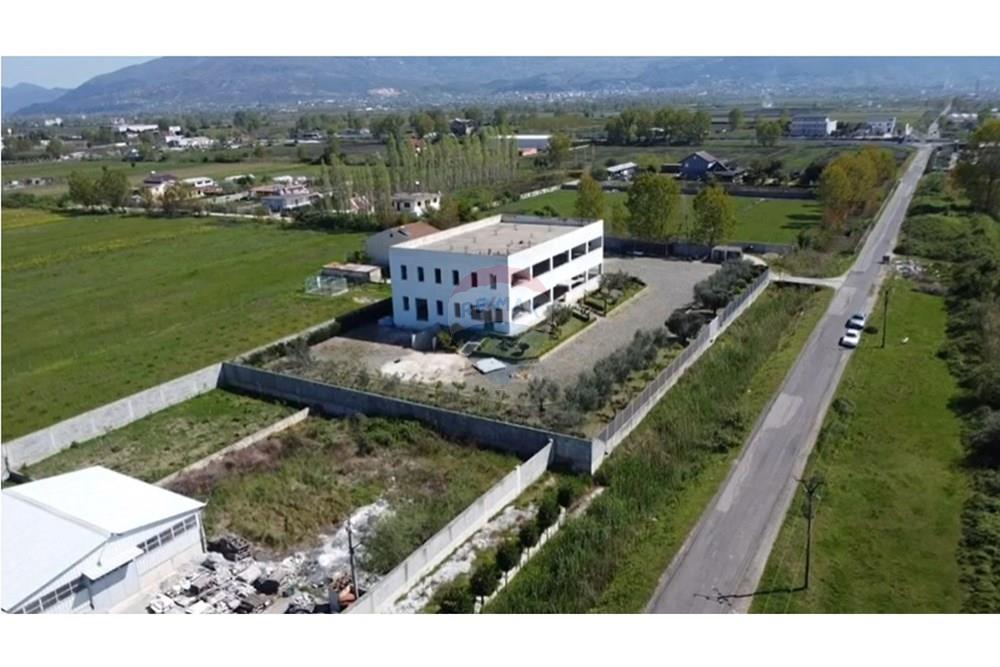 Ndertese Industriale - Në Shitje - Milot, Kurbin