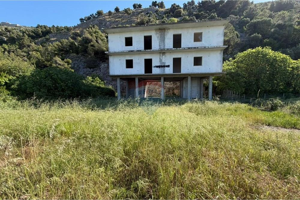 Toke Per Ndertim - Në Shitje - Ishull Shëngjin, Lezhë