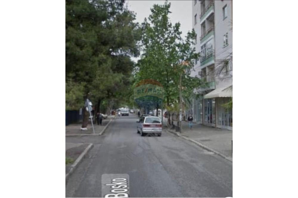 Vile - Në Shitje - Rruga Don Bosko, Tiranë