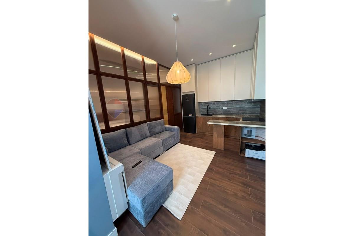 Apartament - Për Qira - 9 Katëshet, Tiranë 2