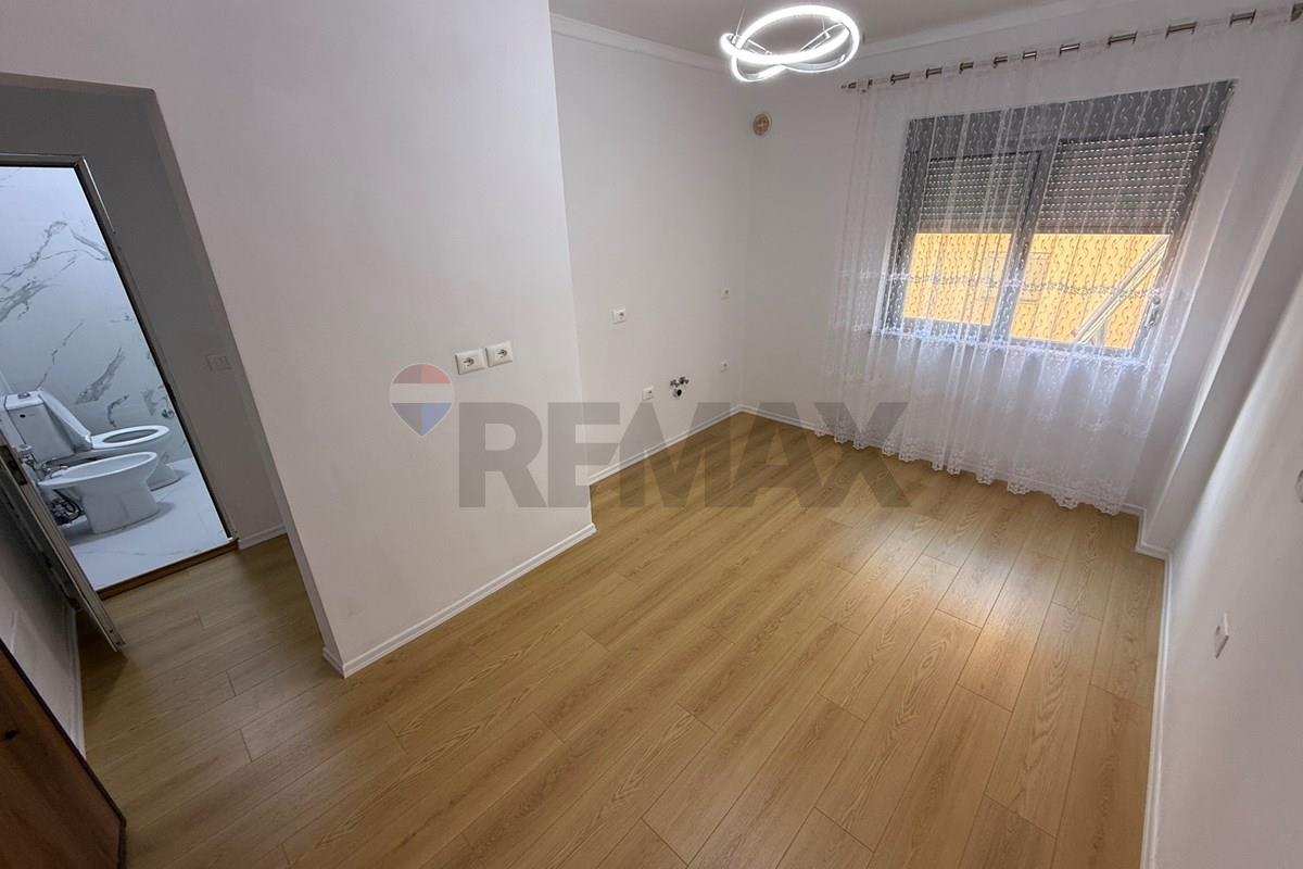 Apartament - Në Shitje - Rruga Sotir Caci, Tiranë 4