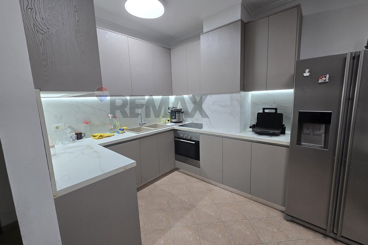 Apartament - Në Shitje - Kodra e Diellit 2, Tiranë 3