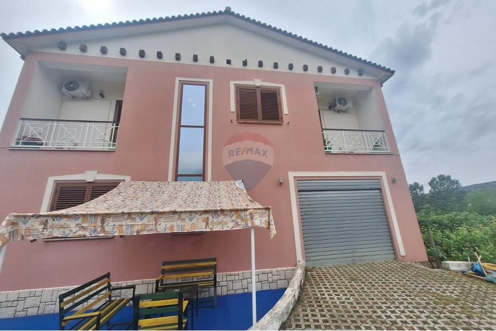 Vile - Për Qira - Pezë Helmës, Tiranë 4