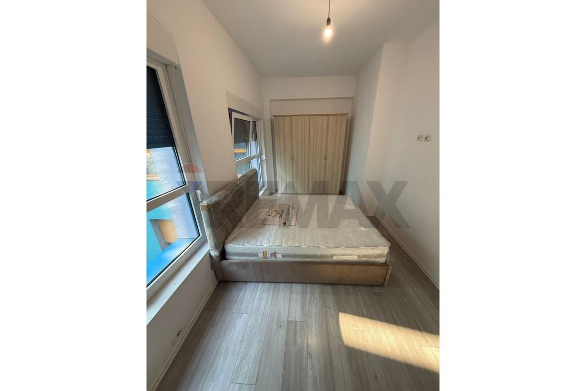 Apartament - Për Qira - Kompleksi Mangalem, Tiranë 4