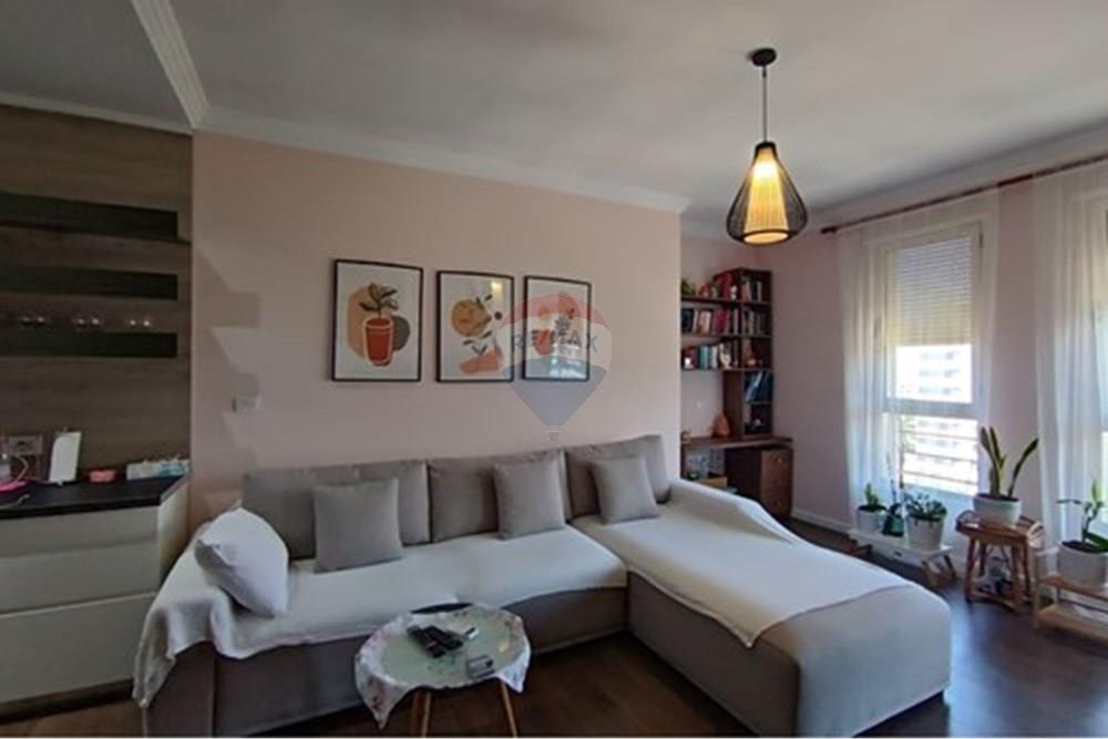 Apartament - Për Qira - Fiori Di Bosco, Tiranë