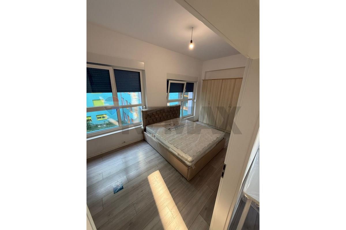Apartament - Për Qira - Kompleksi Mangalem, Tiranë 3