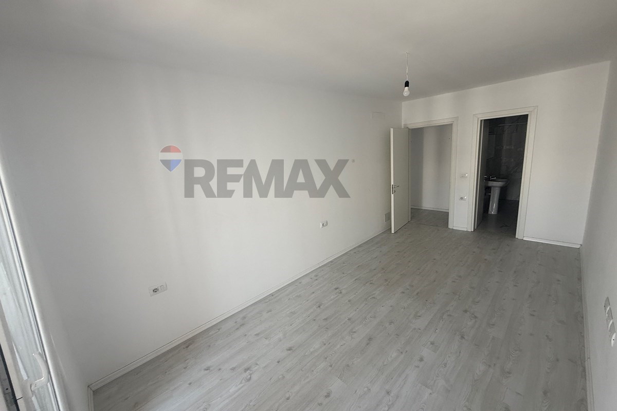 Apartament - Për Qira - Kombinat, Tiranë 3