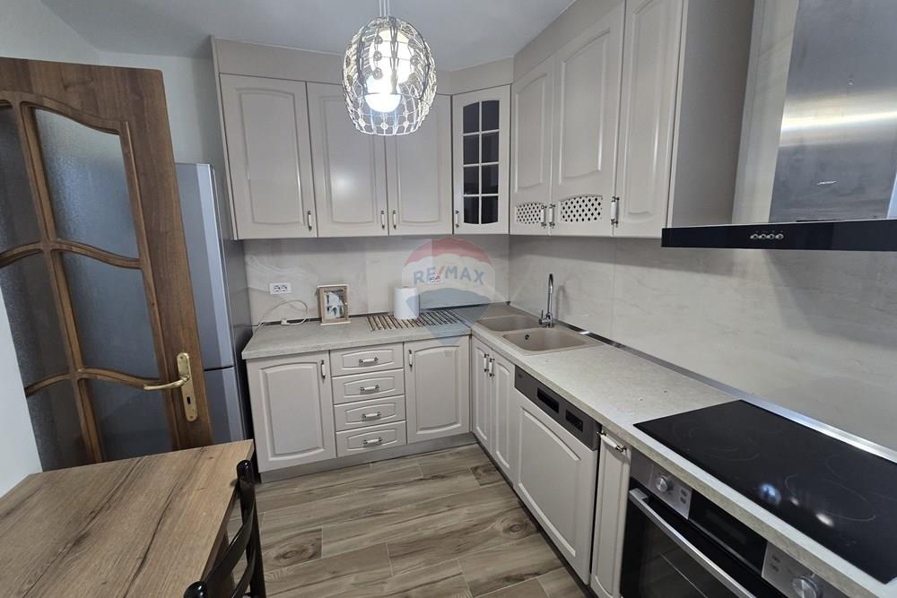 Apartament - Për Qira - Rruga Mine Peza, Tiranë 3