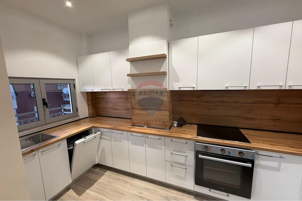 Apartament - Për Qira - Ministria e Jashtme, Tiranë