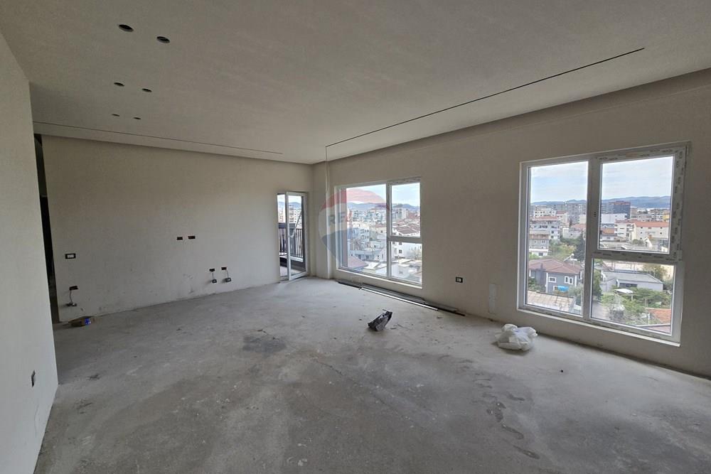 Apartament - Në Shitje - Bulevardi i Ri, Tiranë