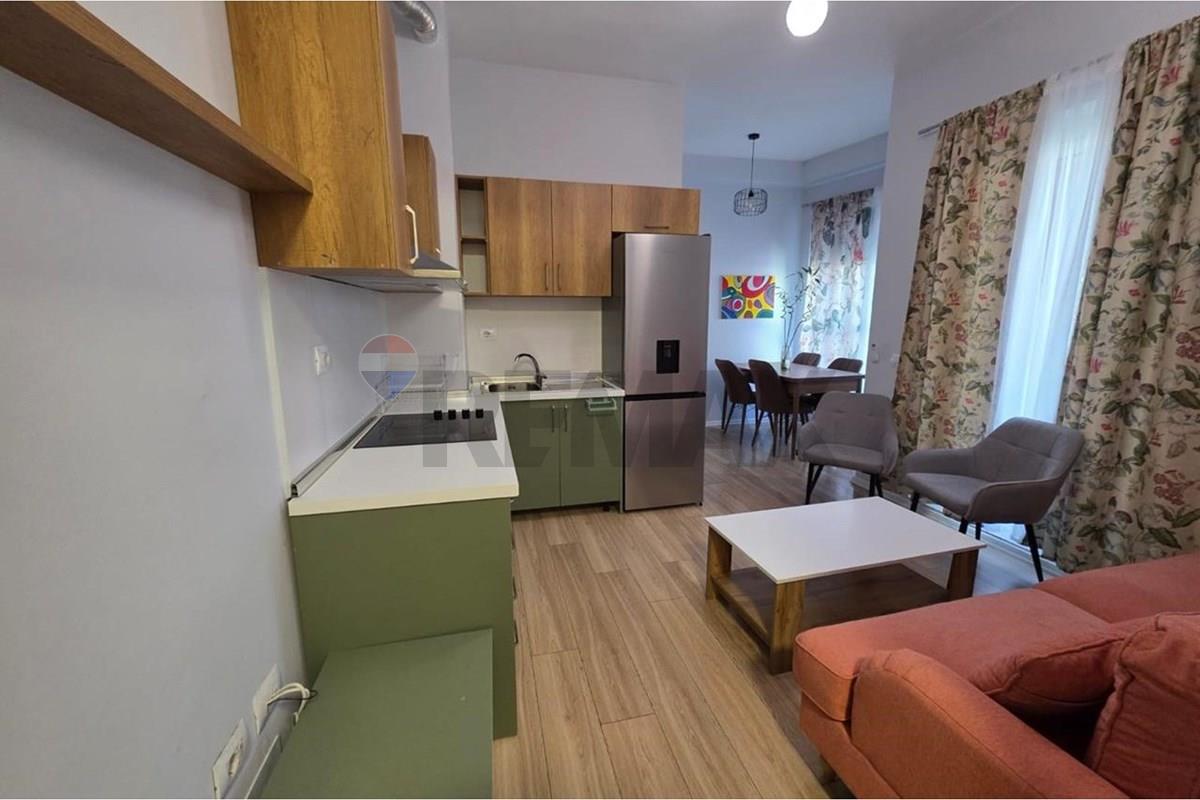 Apartament - Për Qira - Rruga Ali Demi, Tiranë 3