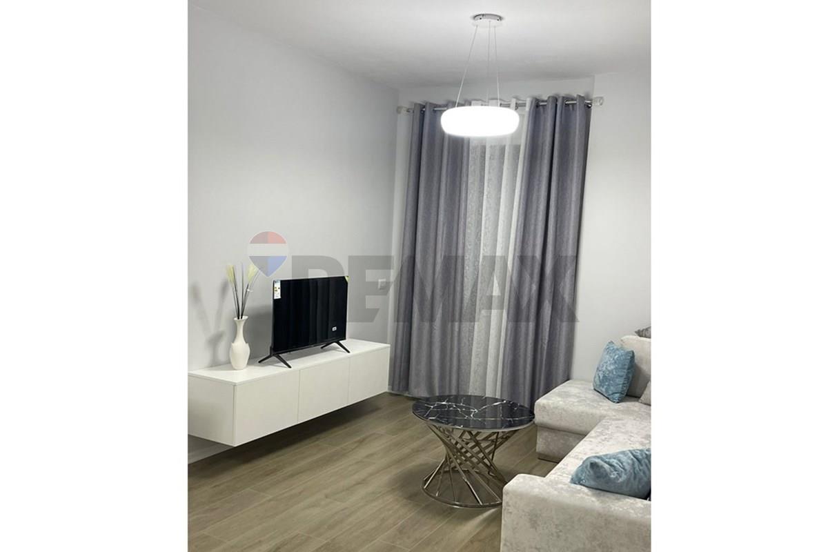 Apartament - Për Qira - Rruga Xhanfize Keko, Tiranë