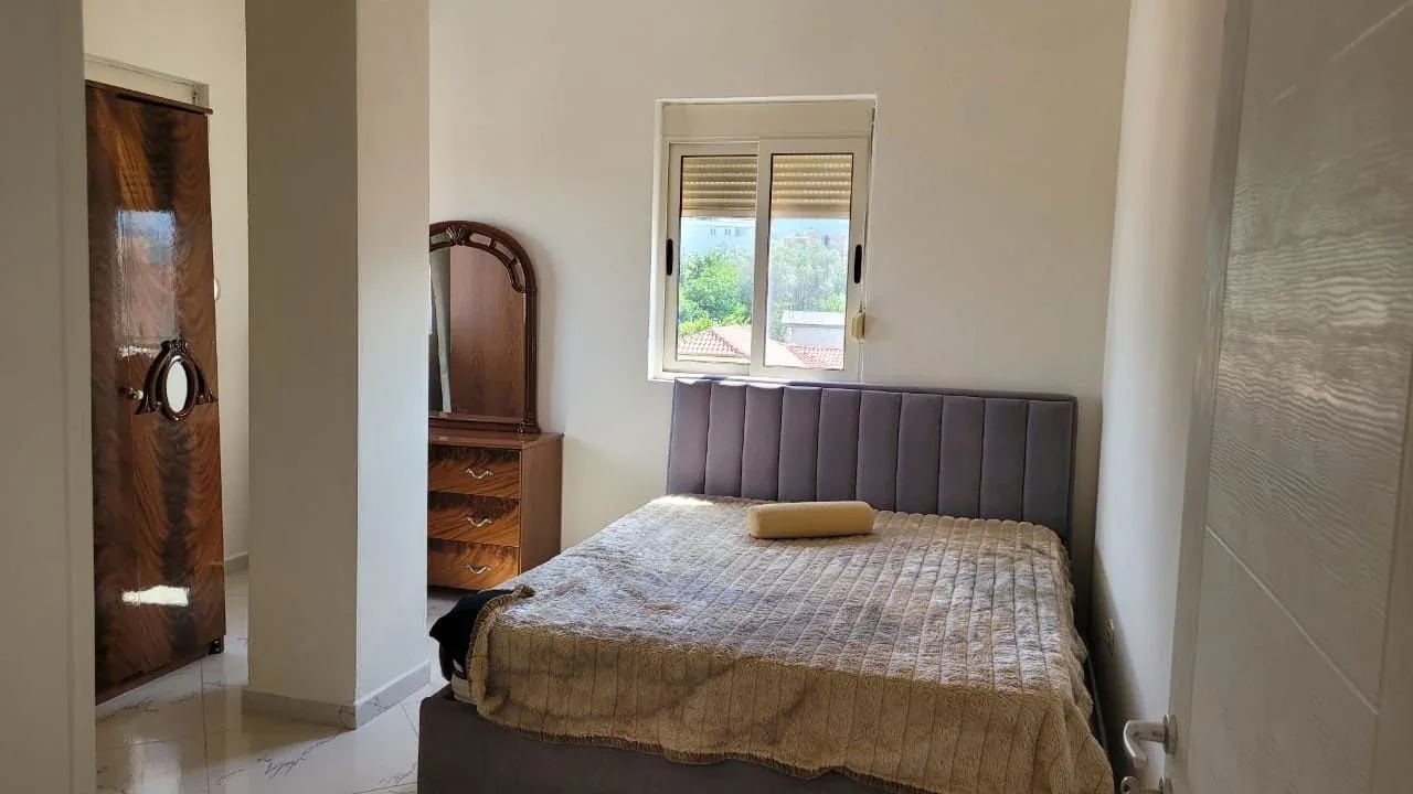 APARTAMENT ME QERA 3+1+3 KODRA E PRIFTIT 650 EURO 3