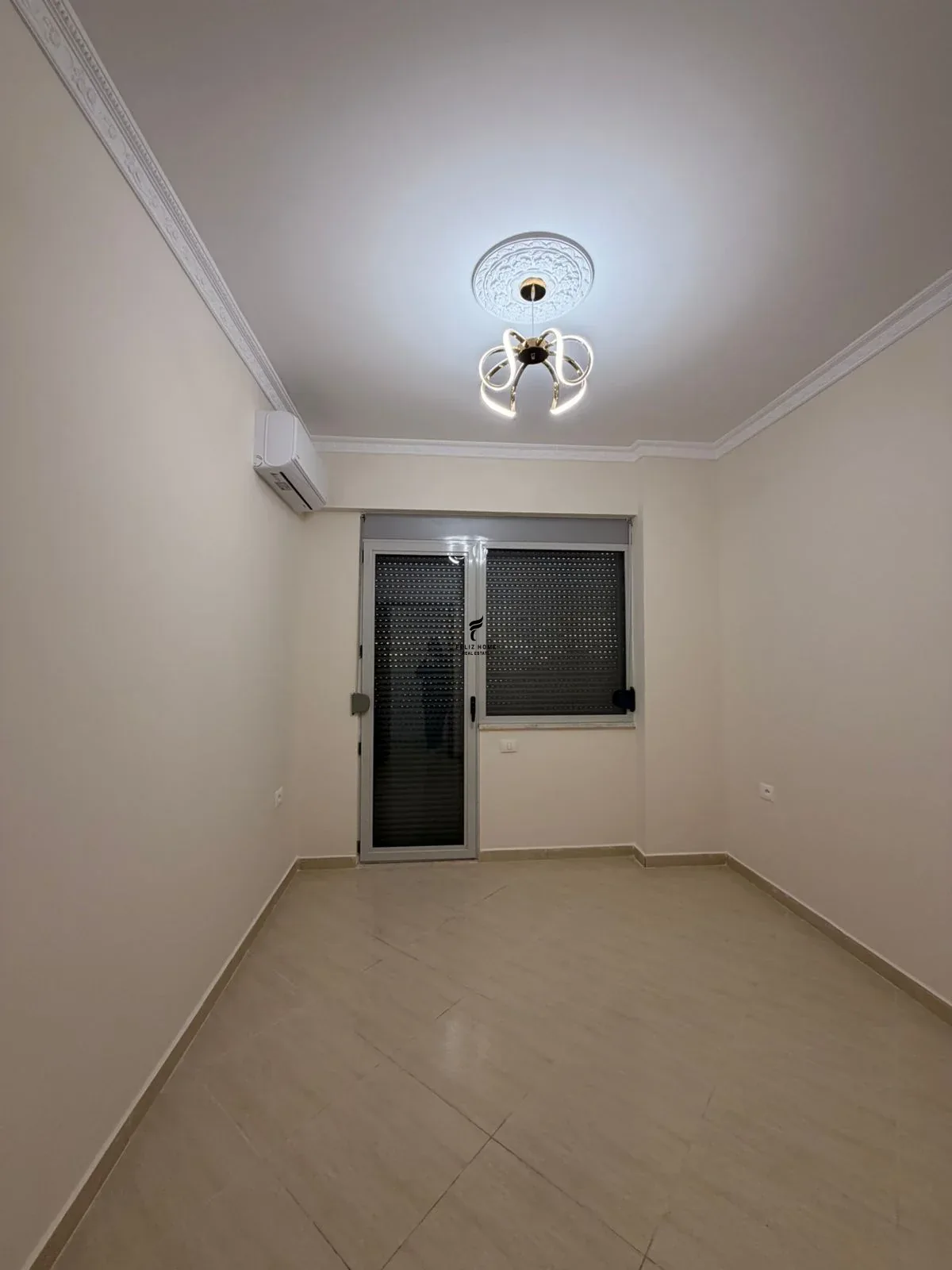 ZYRE ME QERA 130M2 SELVIA 100.000 LEKE 3