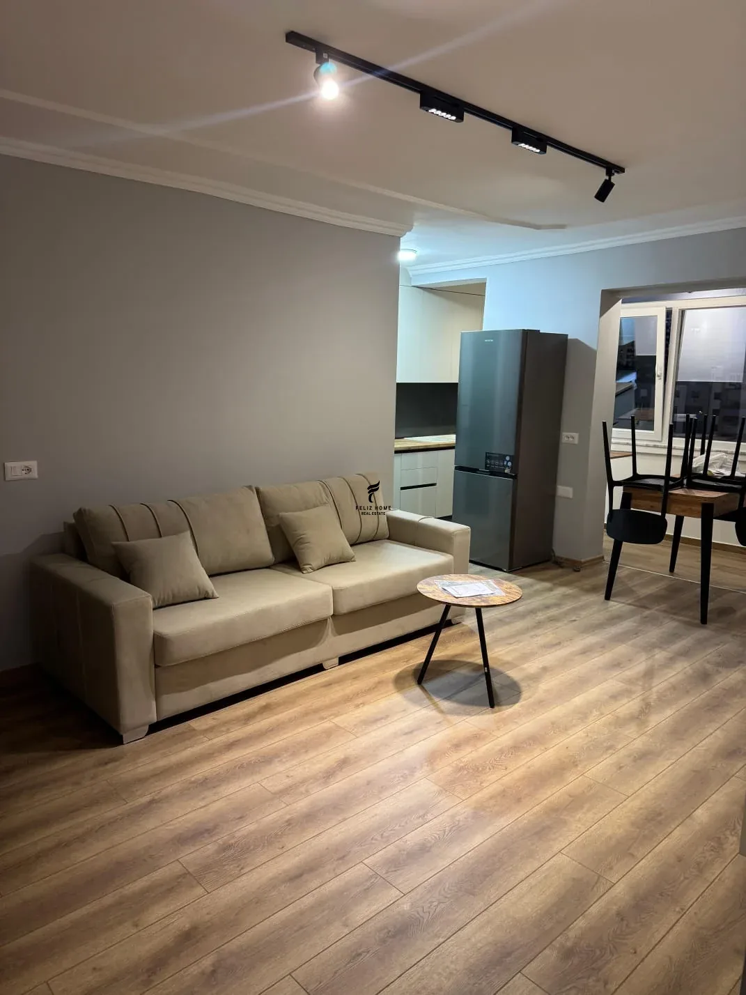 APARTAMENT ME QERA 1+1 VASIL SHANTO 65.000 LEKE 2