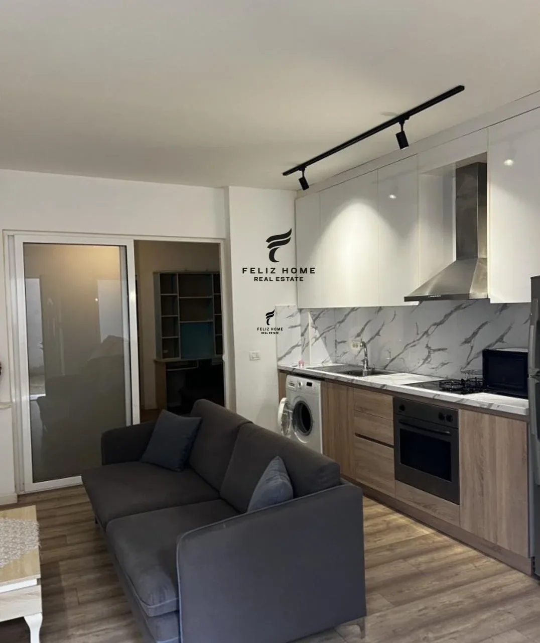 APARTAMENT ME QERA 1+1 RRUGA E BARRIKADAVE 48.000 LEKE 2