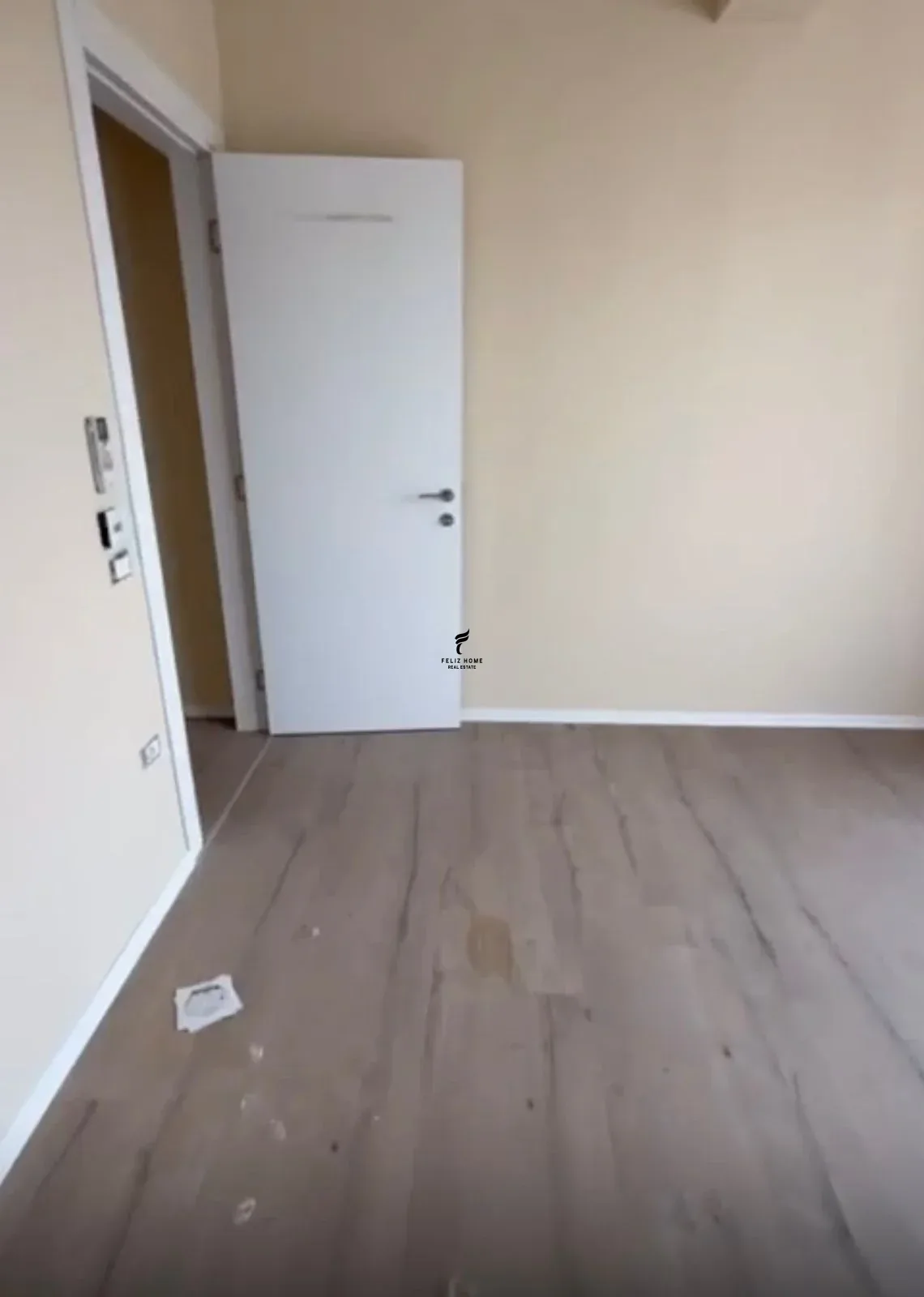 ZYRE ME QERA 125 M2 RRUGA E DIBRES 800 EURO