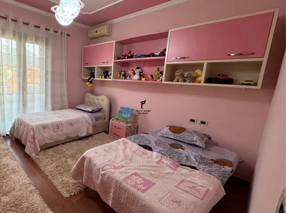 APARTAMENT ME QERA 2+1 RRUGA E DIBRES 50.000 LEKE 2