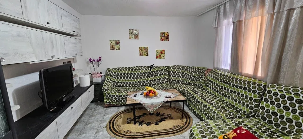 APARTAMENT ME QERA 1+1 KOMUNA E PARISIT 45.000 LEKE 2