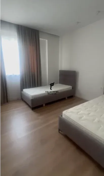 APARTAMENT ME QERA 2+1 FUSHA E AVIACIONIT 120.000 LEKE