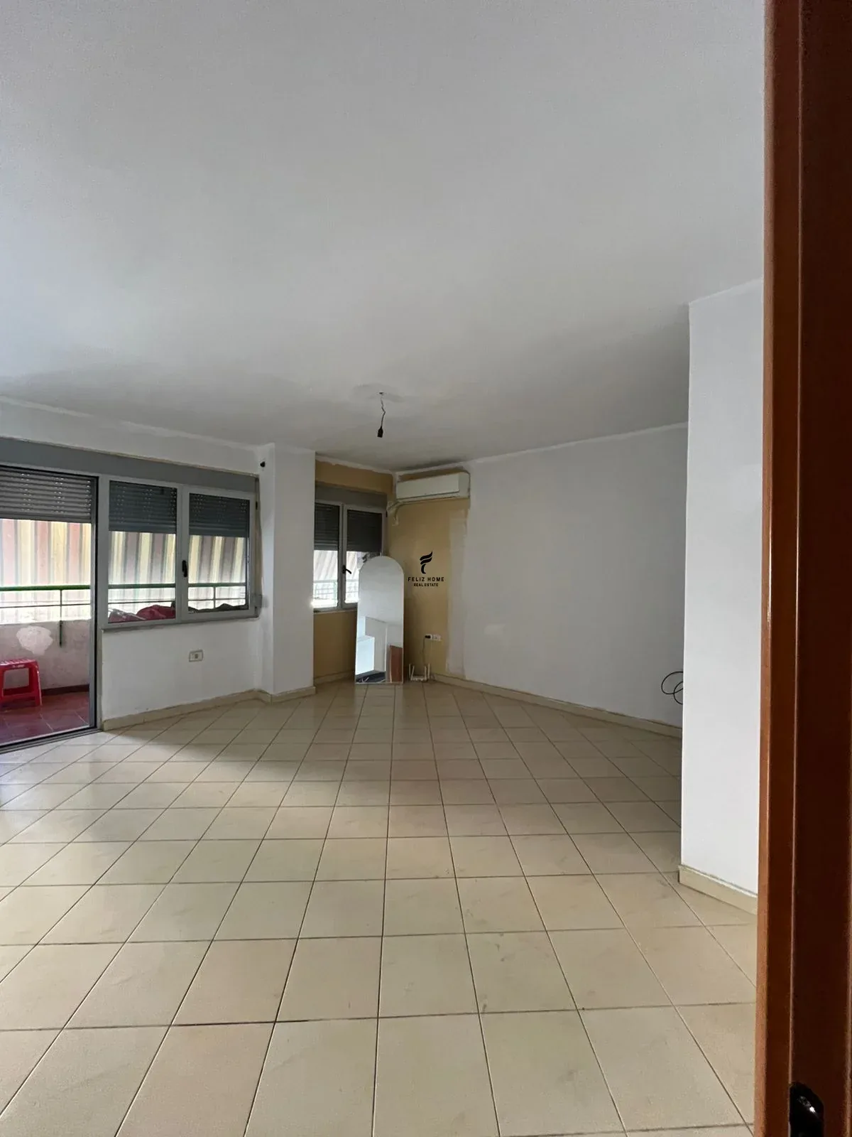 SHITET APARTAMENT 2+1+2 RRUGA E DIBRES 33.000.000 LEKE 2