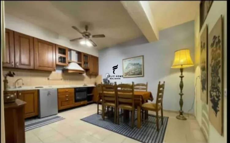 APARTAMENT ME QERA 2+1 QENDER 55.000 LEKE 2