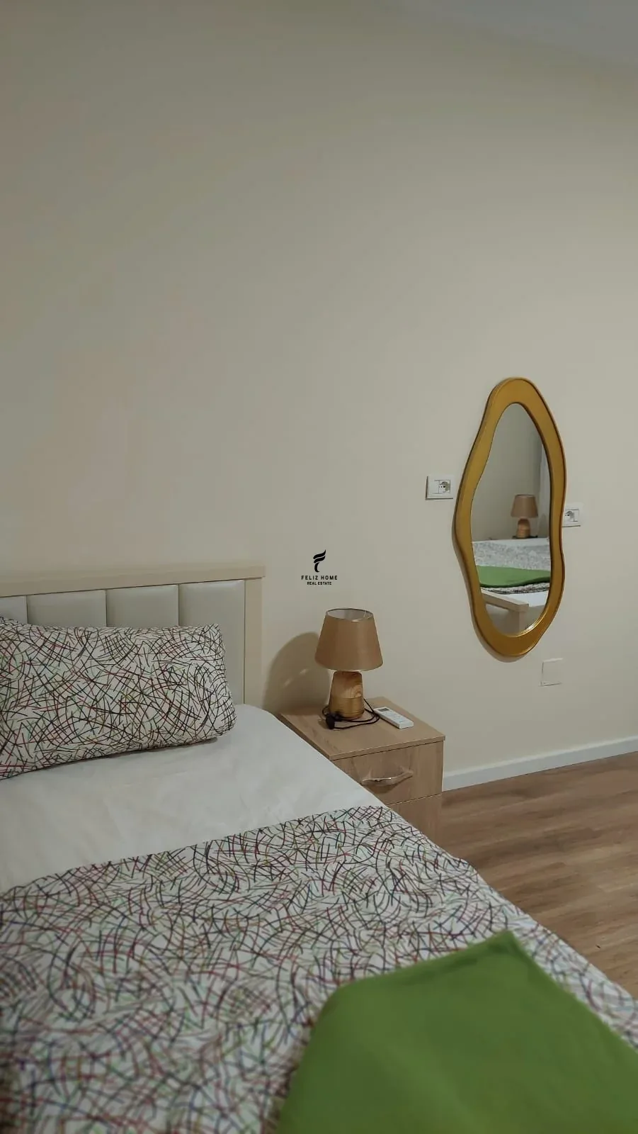 APARTAMENT ME QERA 1+1 MYSLYM SHYRI 60.000 LEKE 3