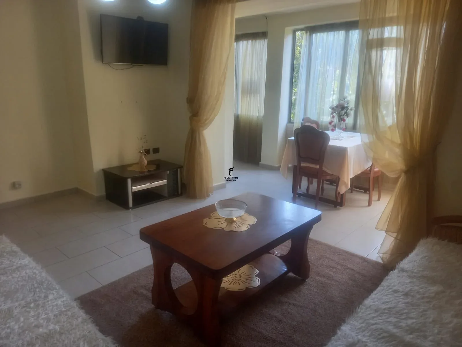 APARTAMENT ME QERA 2+1 21 DHJETORI 60.000 LEKE 2